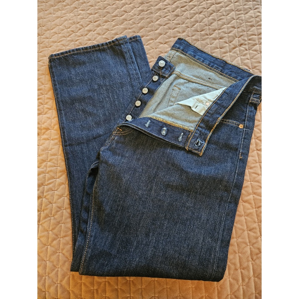 NWOT Levi's 501 Men's Original Fit 38X32 Button Fly Blue Denim Jeans